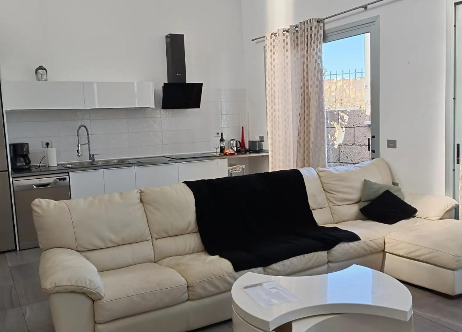 Luxury Villa Sea Views Heated Pool Private Jacuzzi Wifi Bbq Parking Tennis Court Candelaria 0*,  Spagna